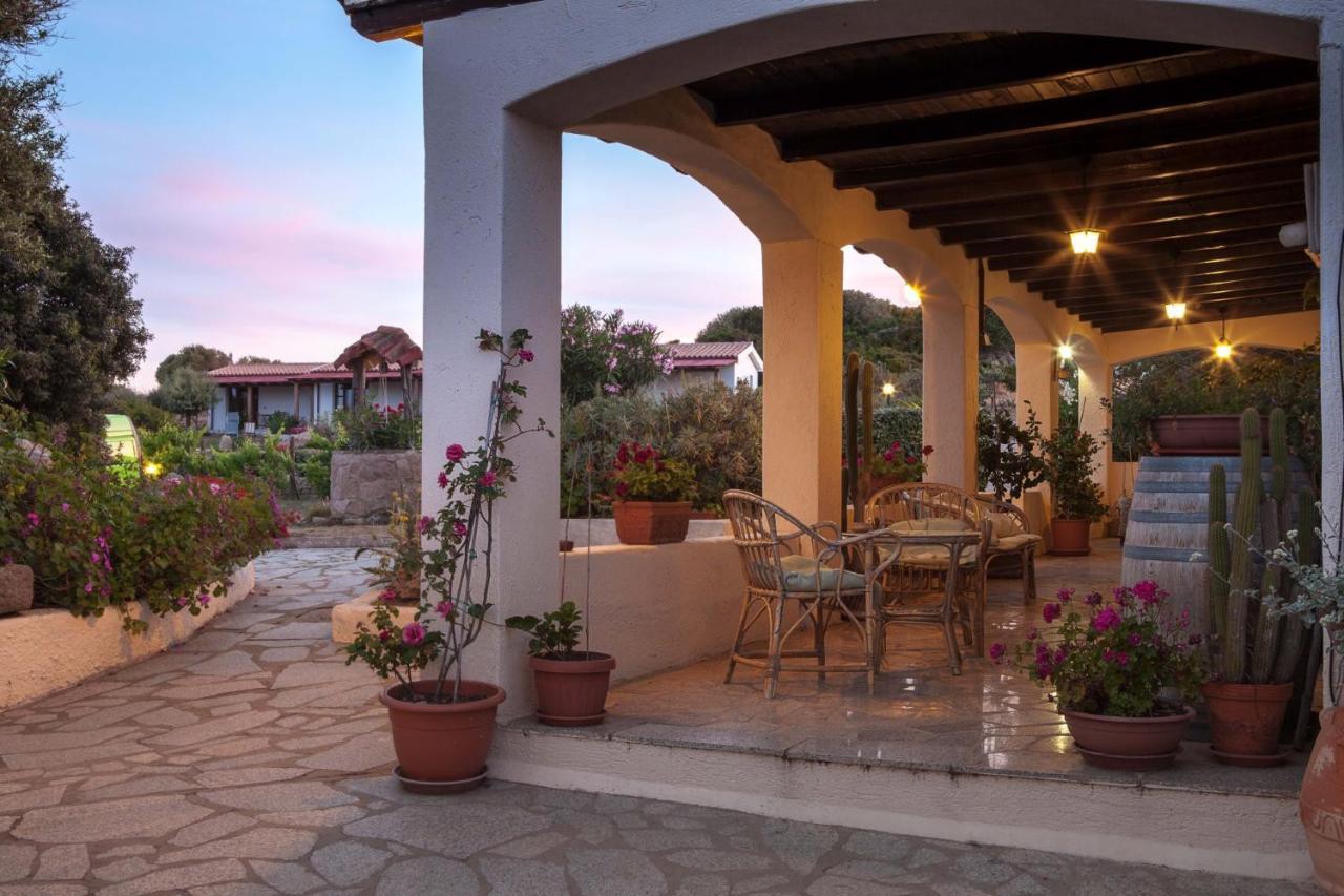 Casa Vacanze Villa Sandrina Costa Paradiso Zewnętrze zdjęcie